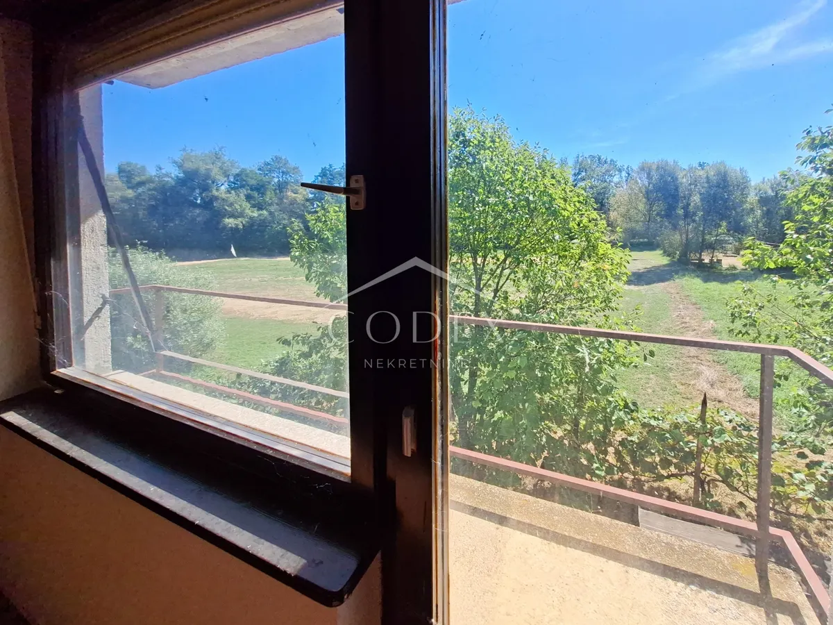 House - Duga Resa, 220m2