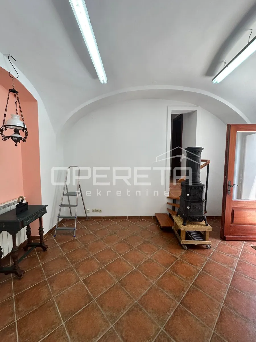 Ured - Centar, Varaždin, Varaždin, 32.2m2