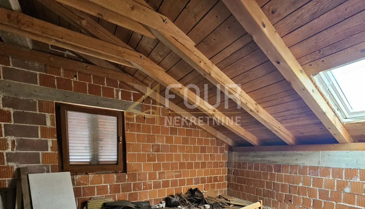 Kuća - Lovran, 300m2