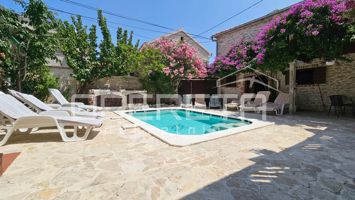 Kuća - Krste Ljubičića, Zadar, Zadar, 240m2