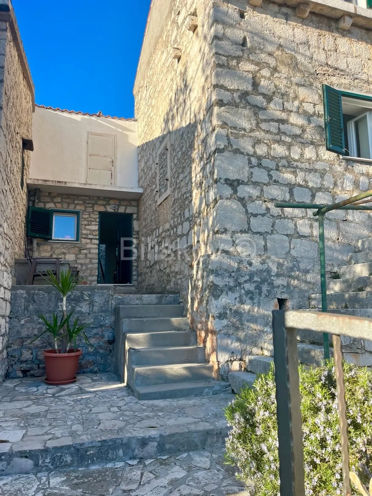 Kuća - Šolta, 95m2