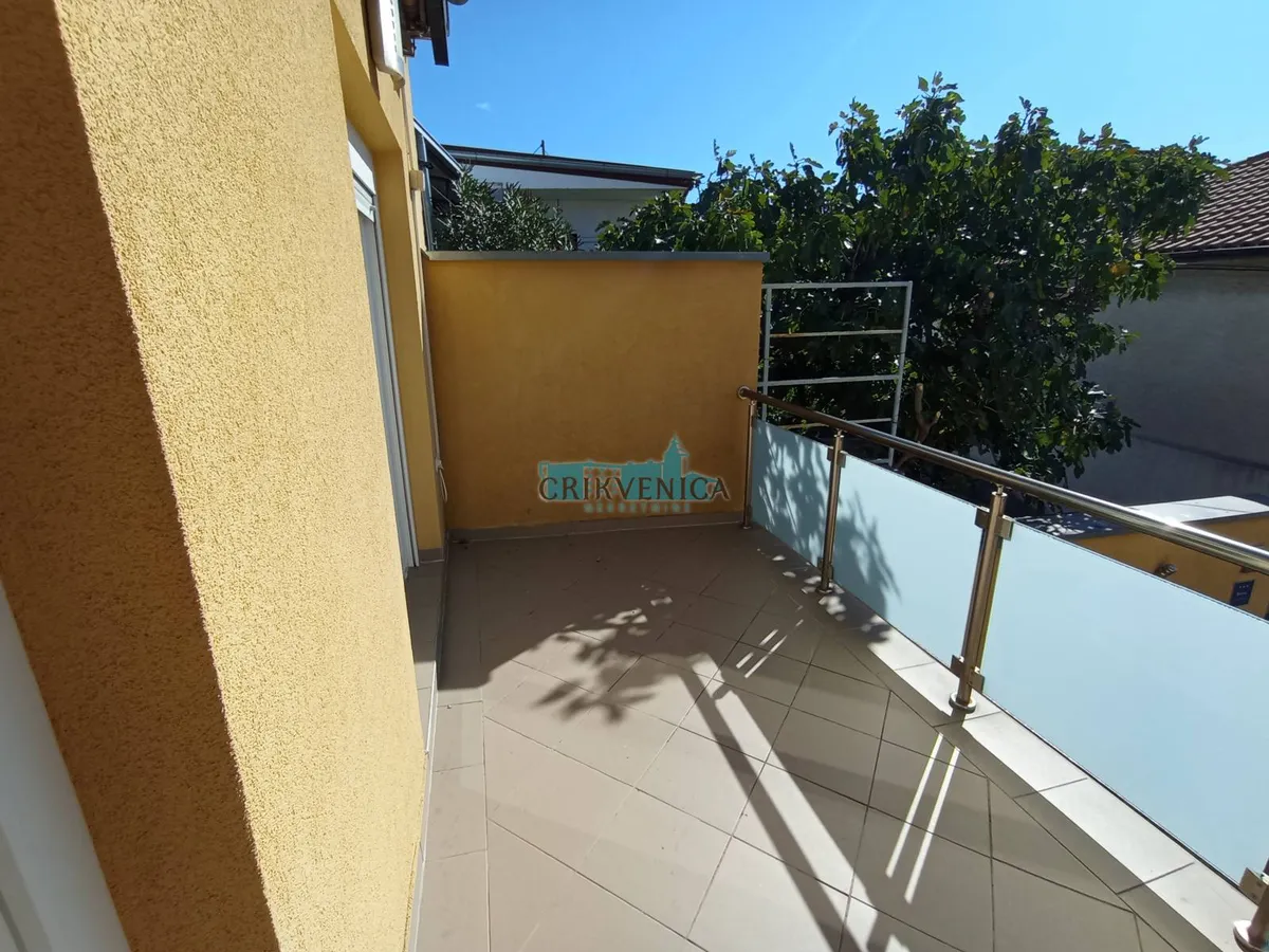 Kuća - Novi Vinodolski, 100m2