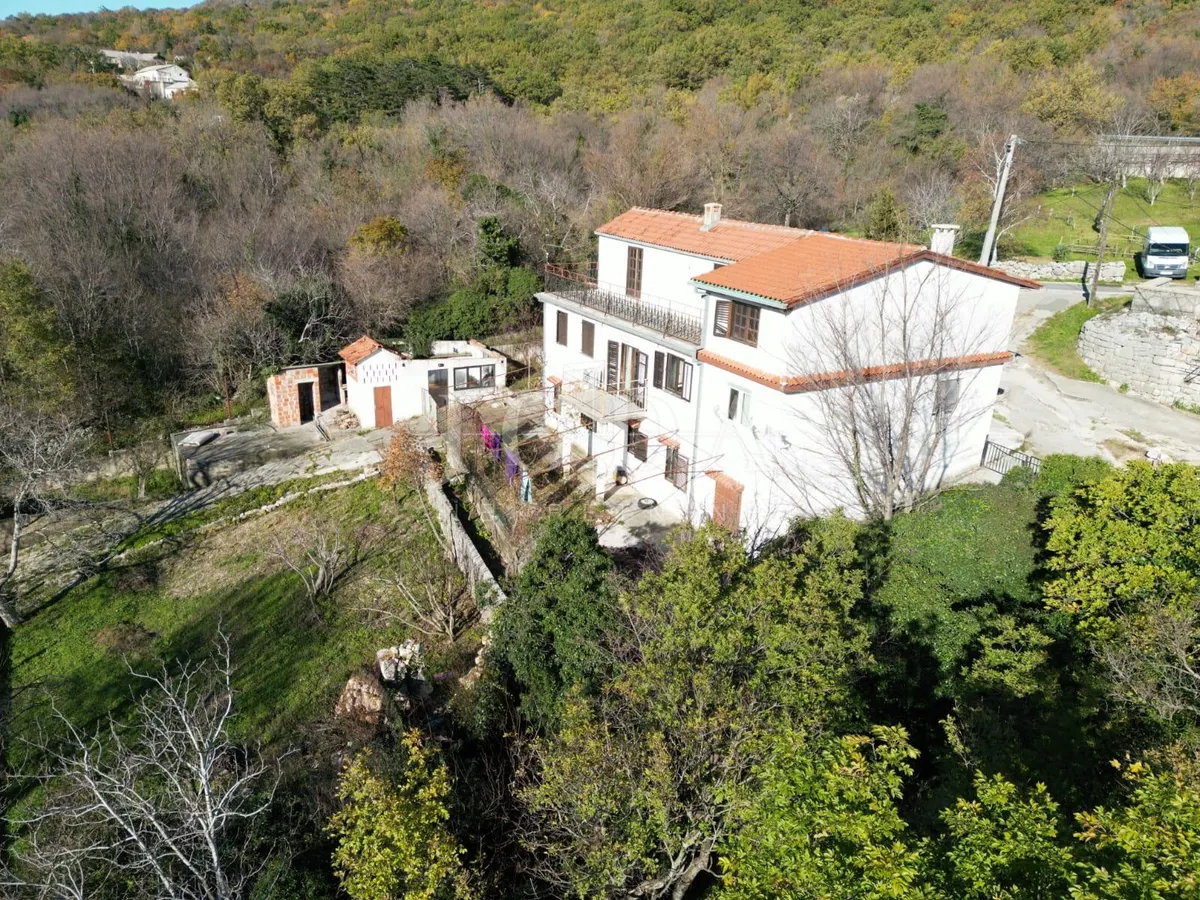 Kuća - Vinodolska Općina, 400m2