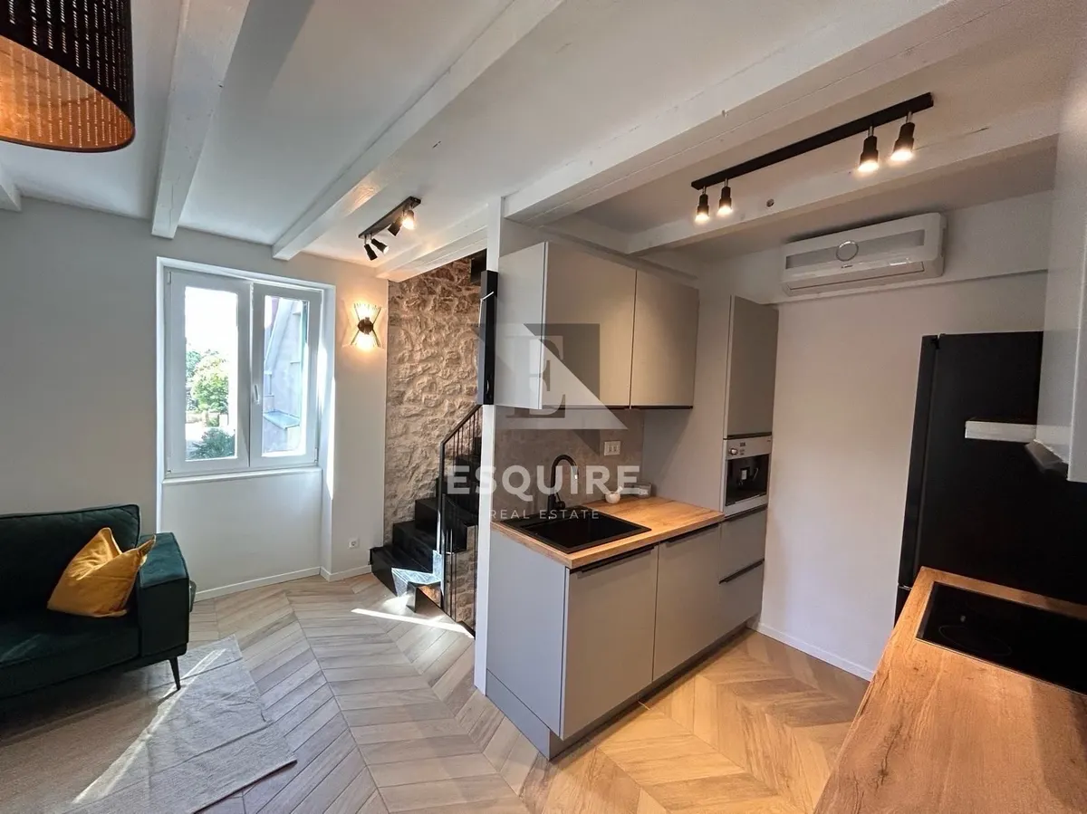 Kuća - Kaštela, 60m2
