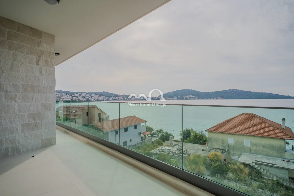 Apartment - Rogoznica, 127.6m2