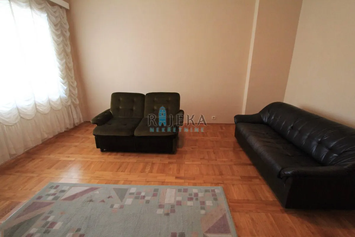 Poslovni Prostor - Crikvenica, 100m2