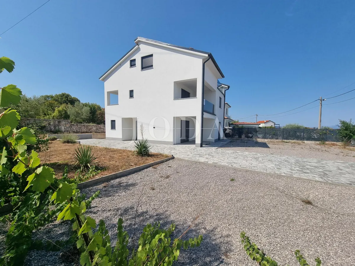 Kuća - Dobrinj, 184m2