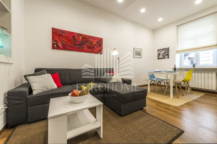 Apartment - Donji Grad, 50m2