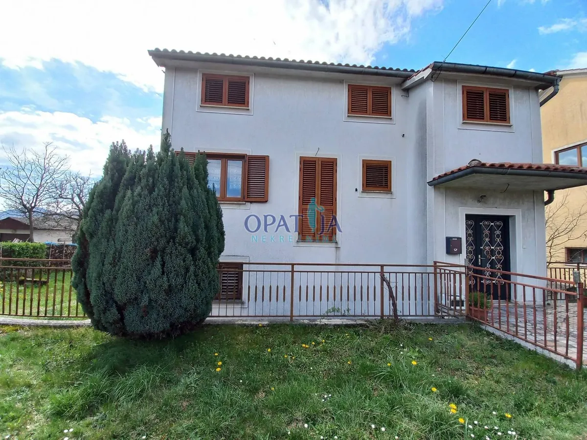 Kuća - Matulji, 300m2