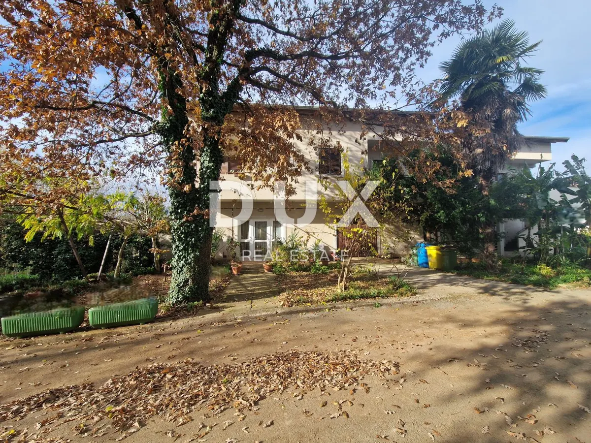 Kuća - Poreč, 975m2