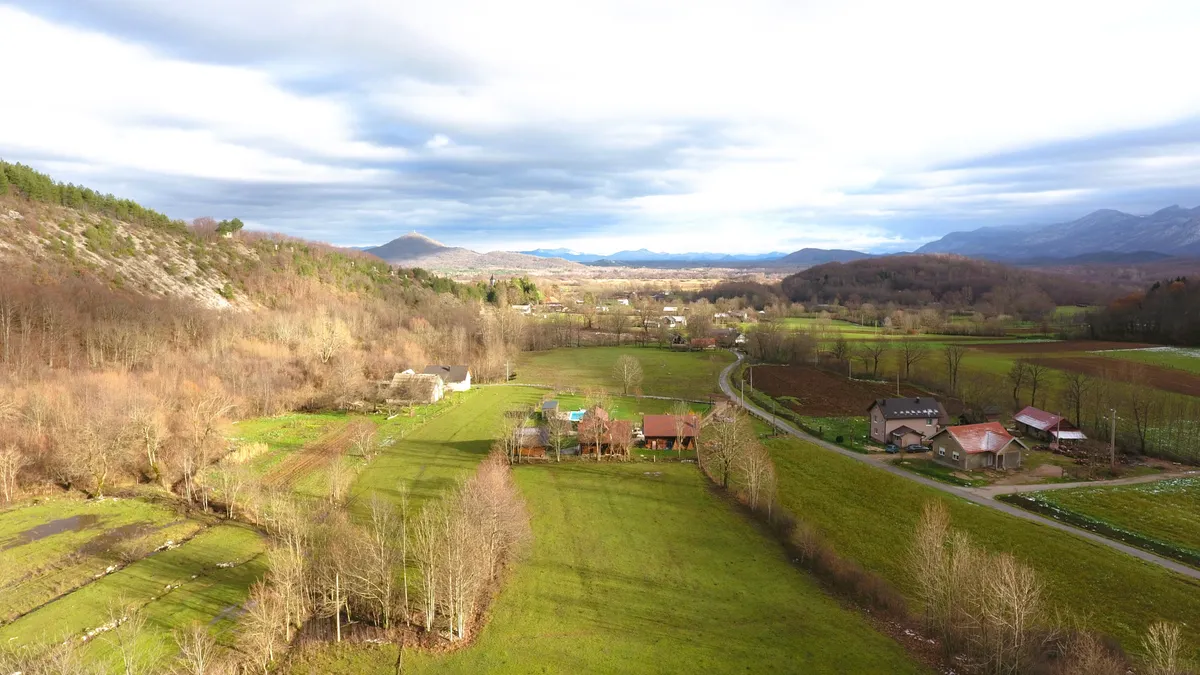 Kuća - Pazariška ulica, Gospić, Gospić, 290m2