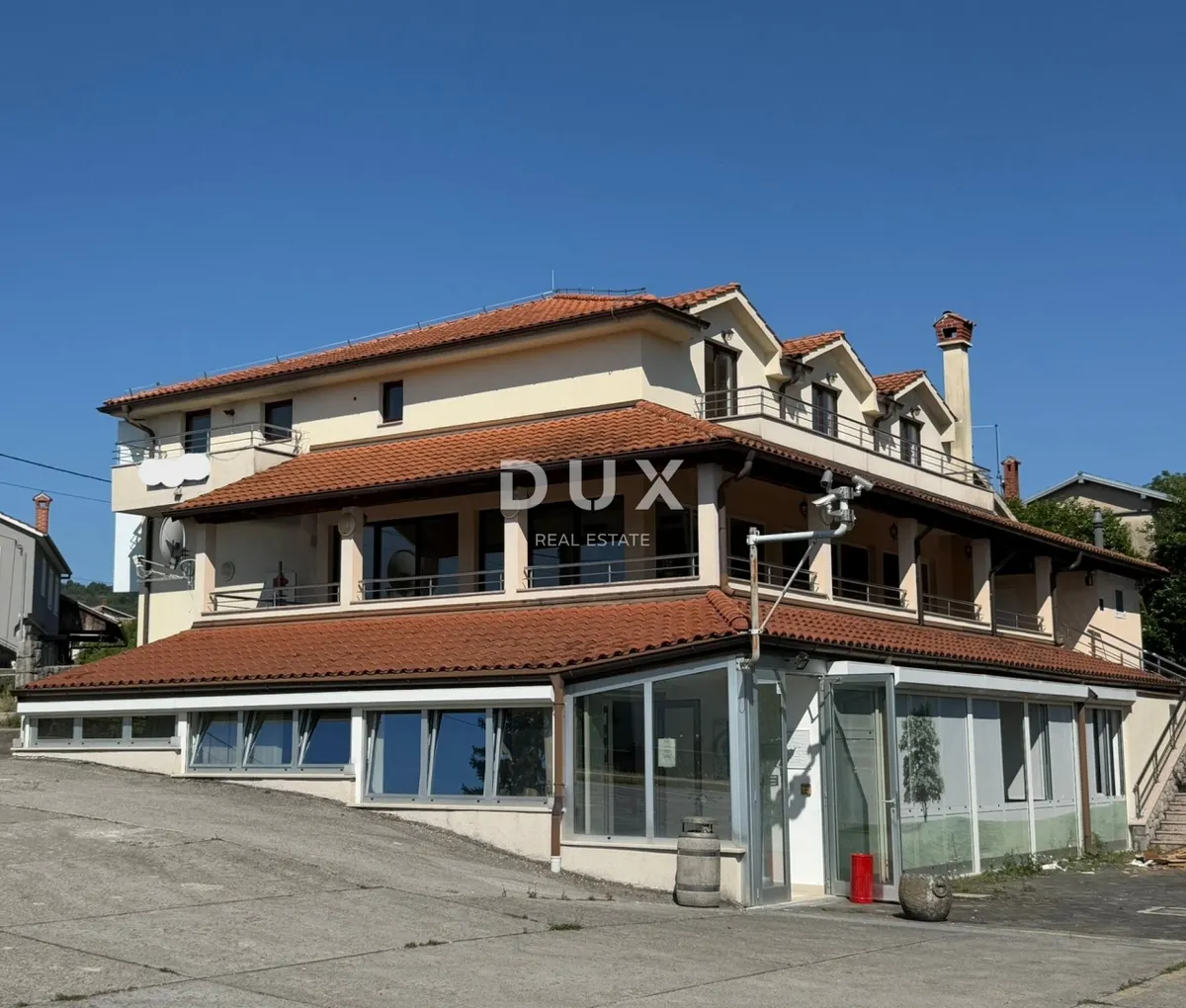 Poslovni Prostor - Matulji, 780m2