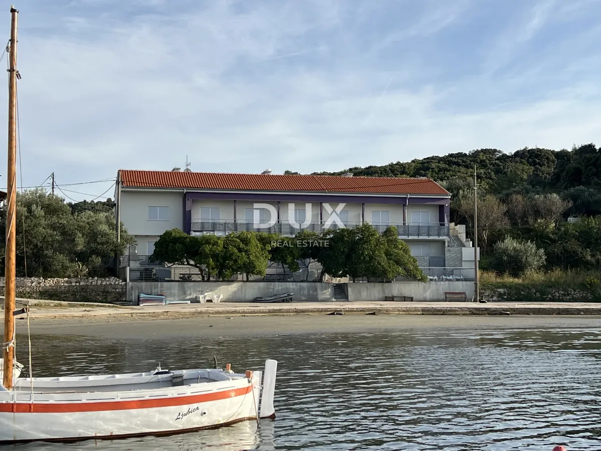 Kuća - Rab, 420m2