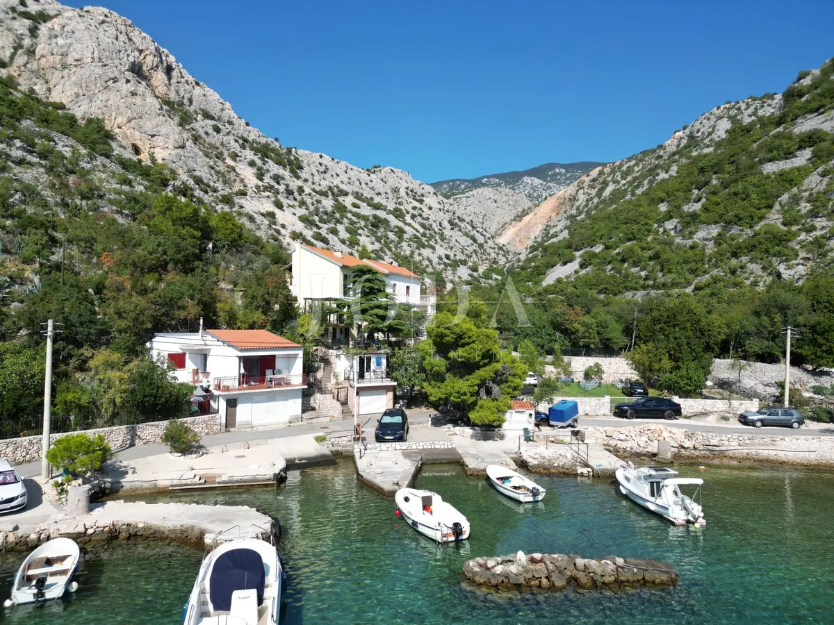 Kuća - Senj, 200m2