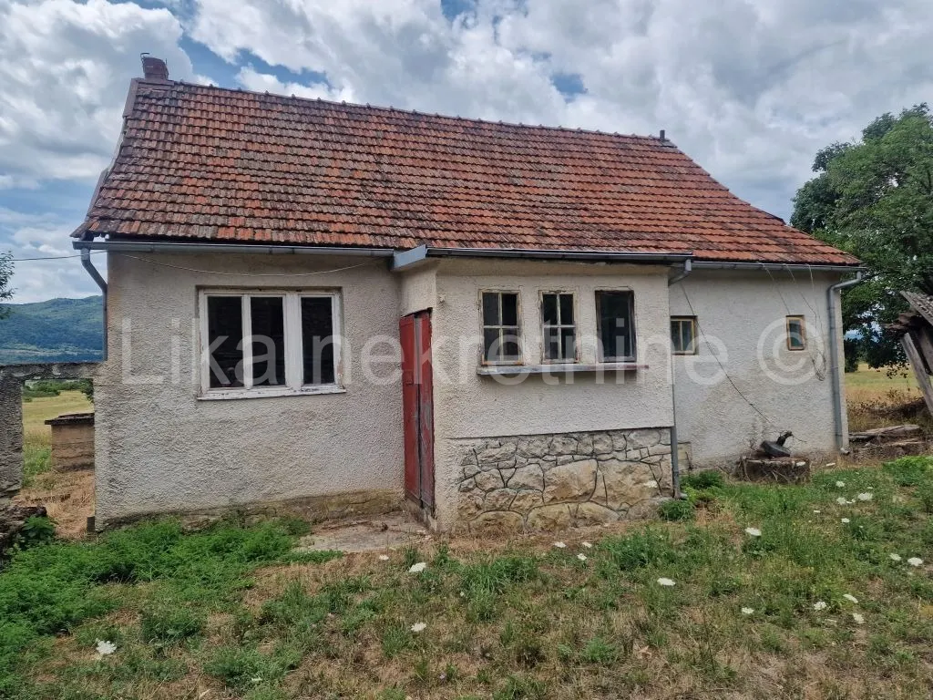 Kuća - Otočac, 100m2