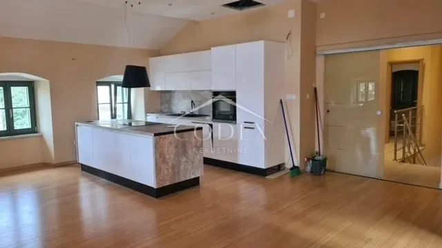 Apartment - Opatija, 185m2