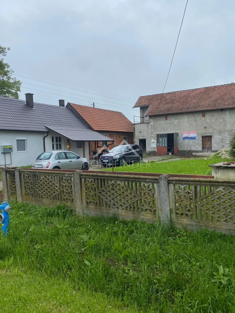House - Ivanić-Grad - Okolica, 255m2