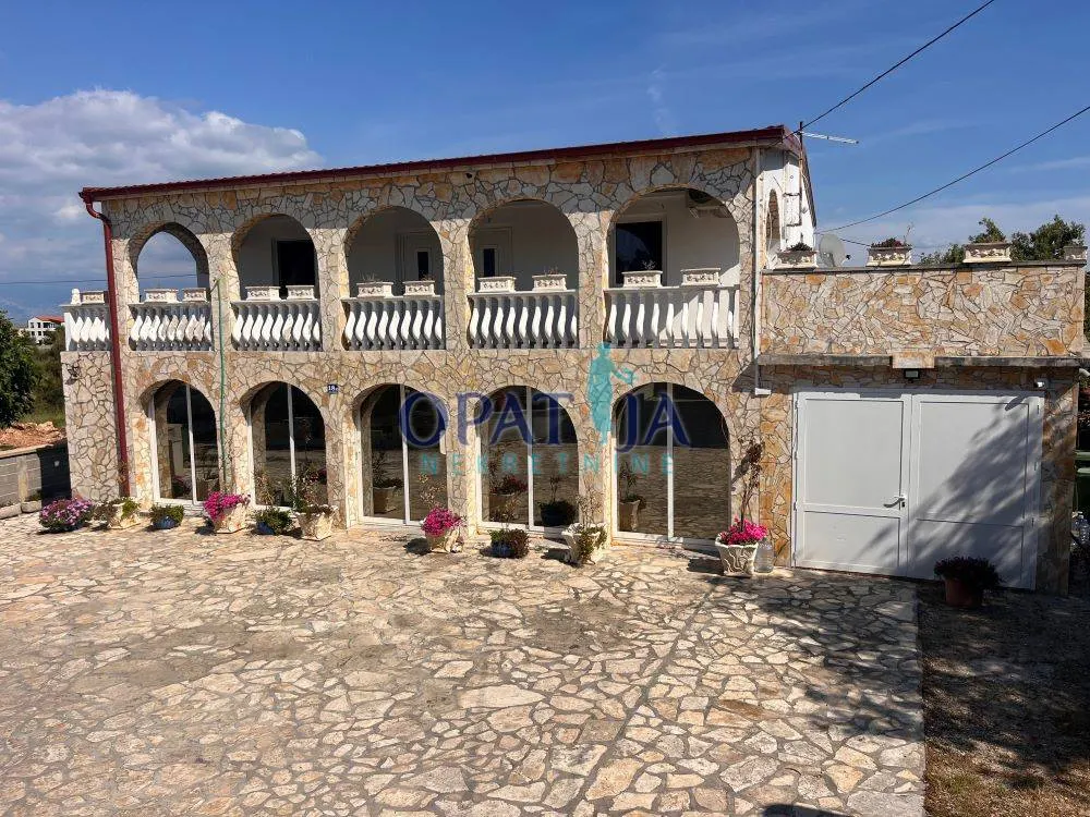 Kuća - Vir, 268.76m2