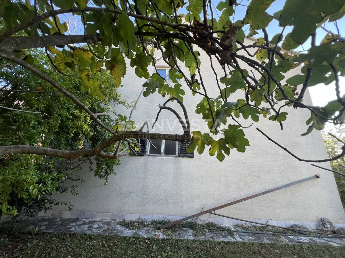 Kuća - Fažana, 200m2