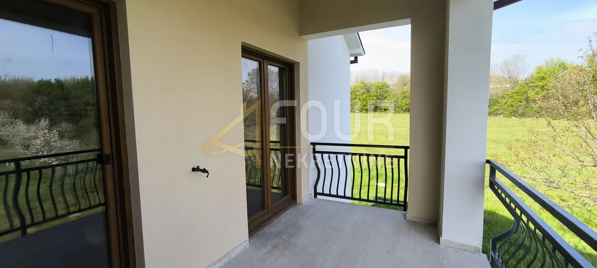 Kuća - Barban, 206m2