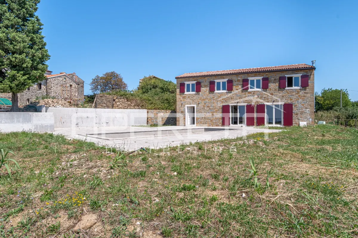 House - Buje, Buje, Buje, 200m2