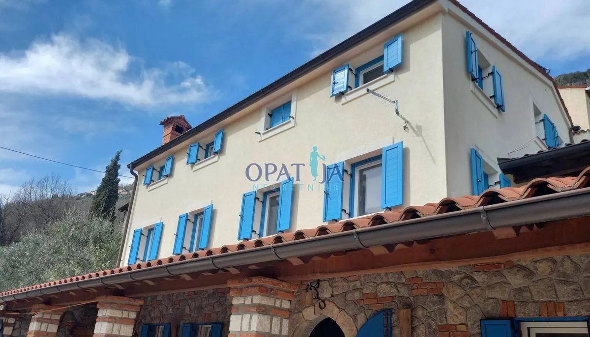 Kuća - Mošćenička Draga, 220m2