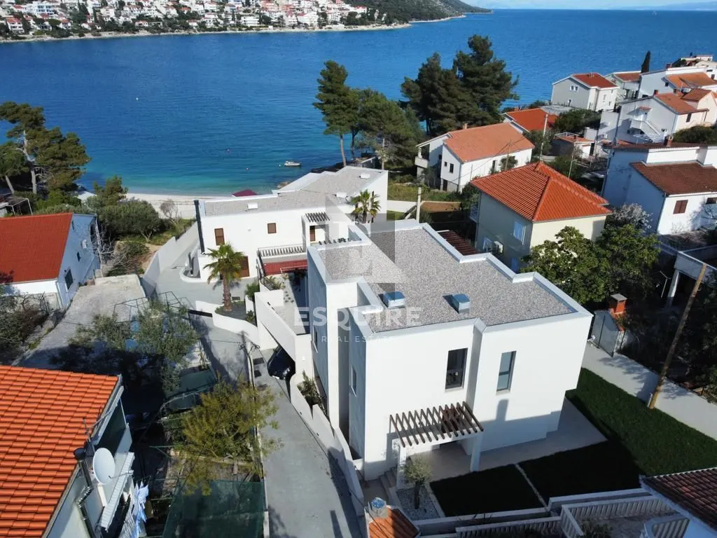 Kuća - Okrug, 280m2