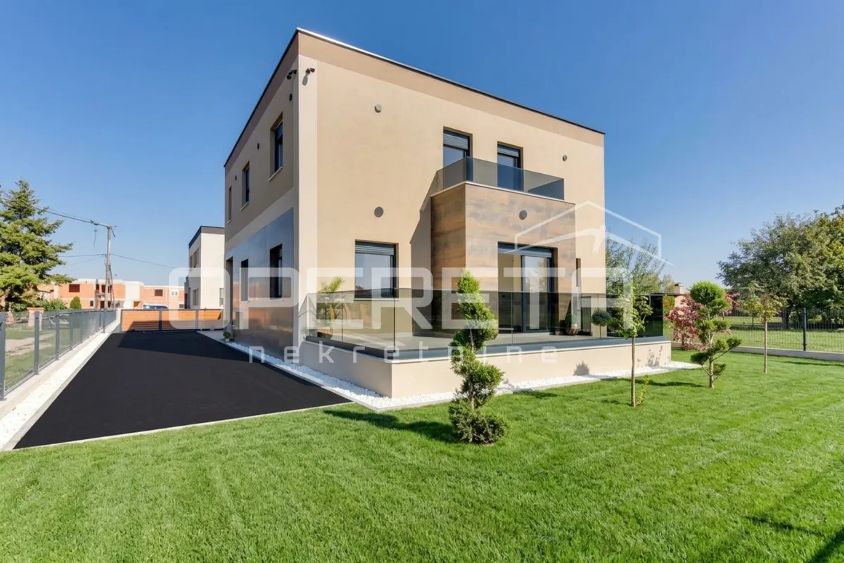 Kuća - Stanka Vraza, Velika Gorica - okolica, Velika Gorica-okolica, 220m2