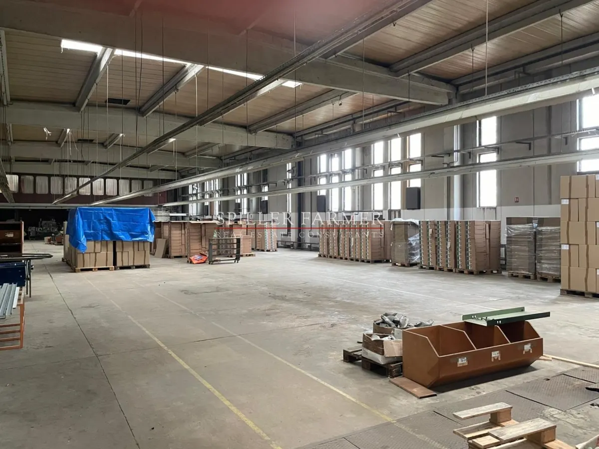 Poslovni Prostor - Bedekovčina, 2800m2