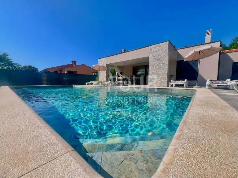 Kuća - Labin, 130m2