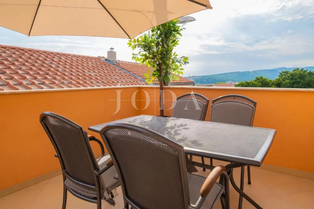 House - Novi Vinodolski, 160m2