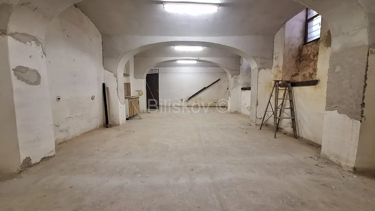 Poslovni Prostor - Donji grad, Zagreb, 140m2