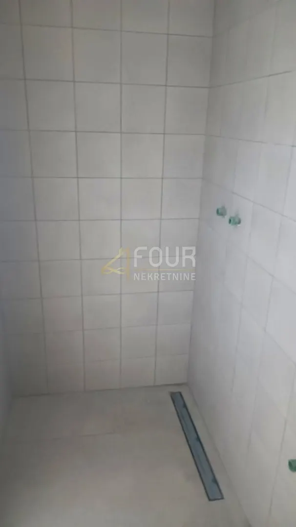 Poslovni Prostor - Rovinj, 33m2