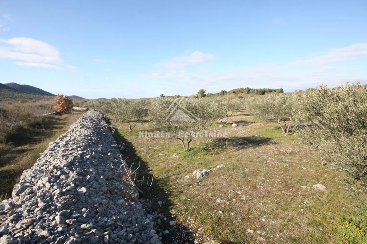 Zemljište - Vodice, 3574m2