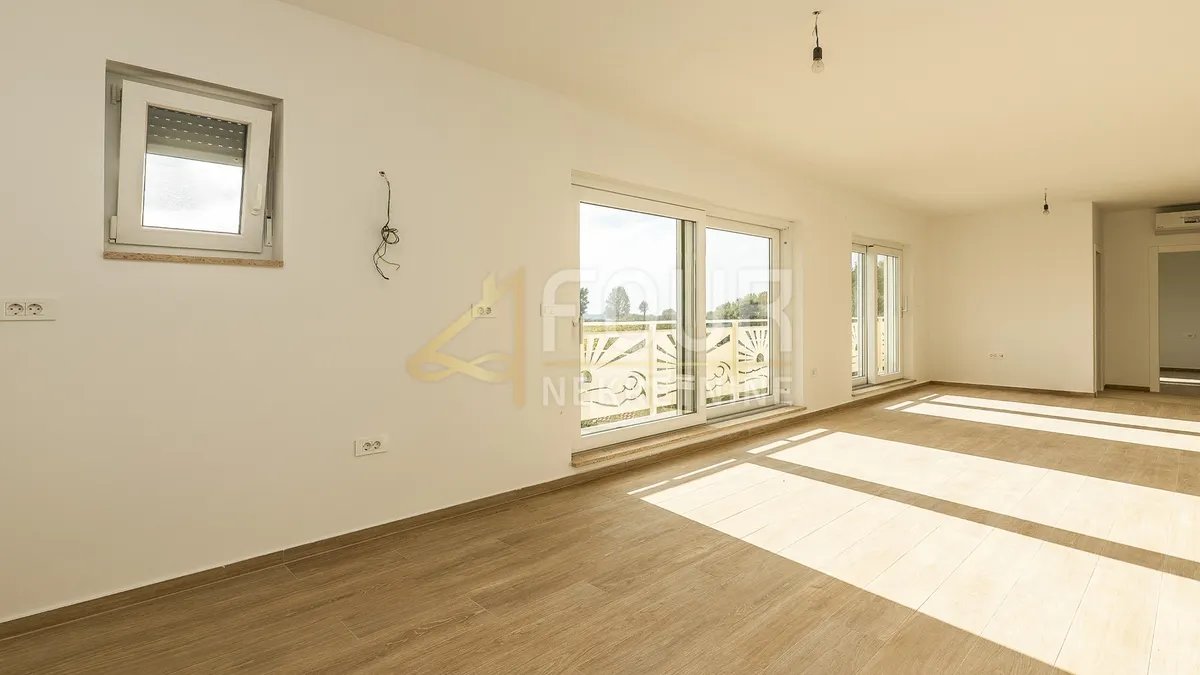 Stan - Pula, 65m2