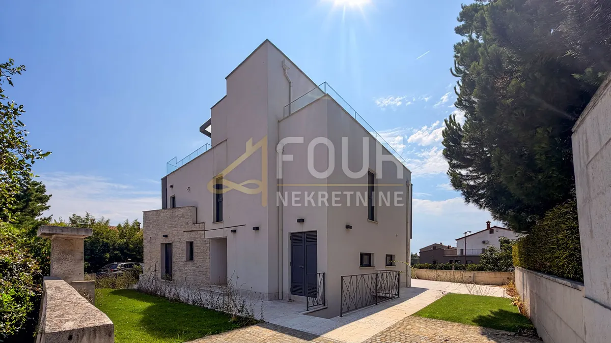 Kuća - Rovinj, 394m2