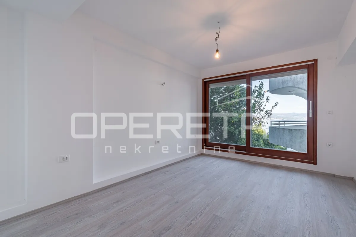 Apartment - Opatija, Opatija, Opatija, 185m2