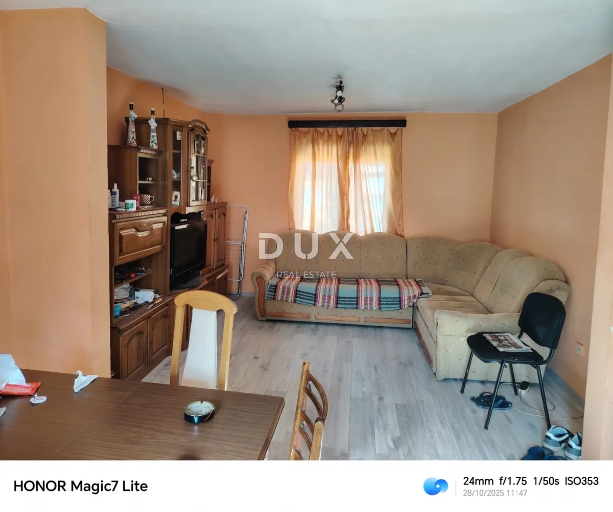Kuća - Otočac, 82m2
