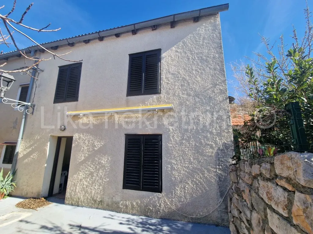 House - Karlobag, 150m2