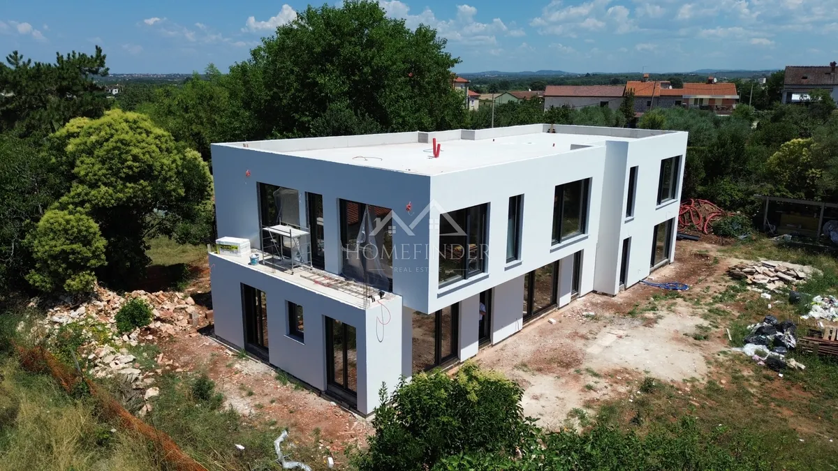 House - Umag, 90m2