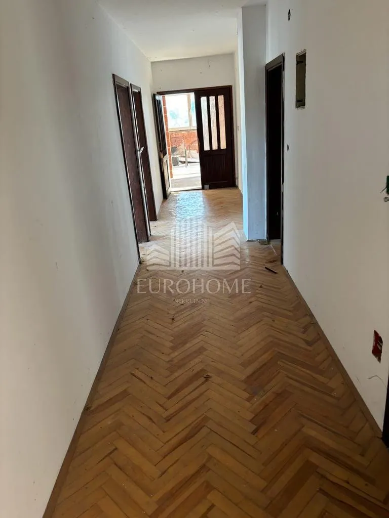 Poslovni Prostor - Šibenik - Okolica, 800m2