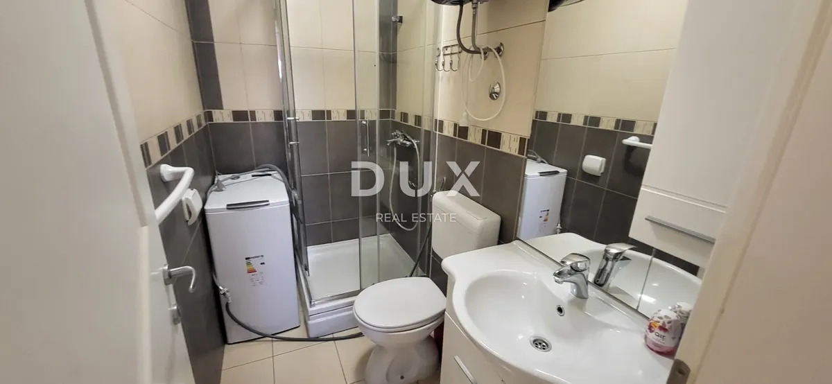 House - Biograd na Moru, 210m2