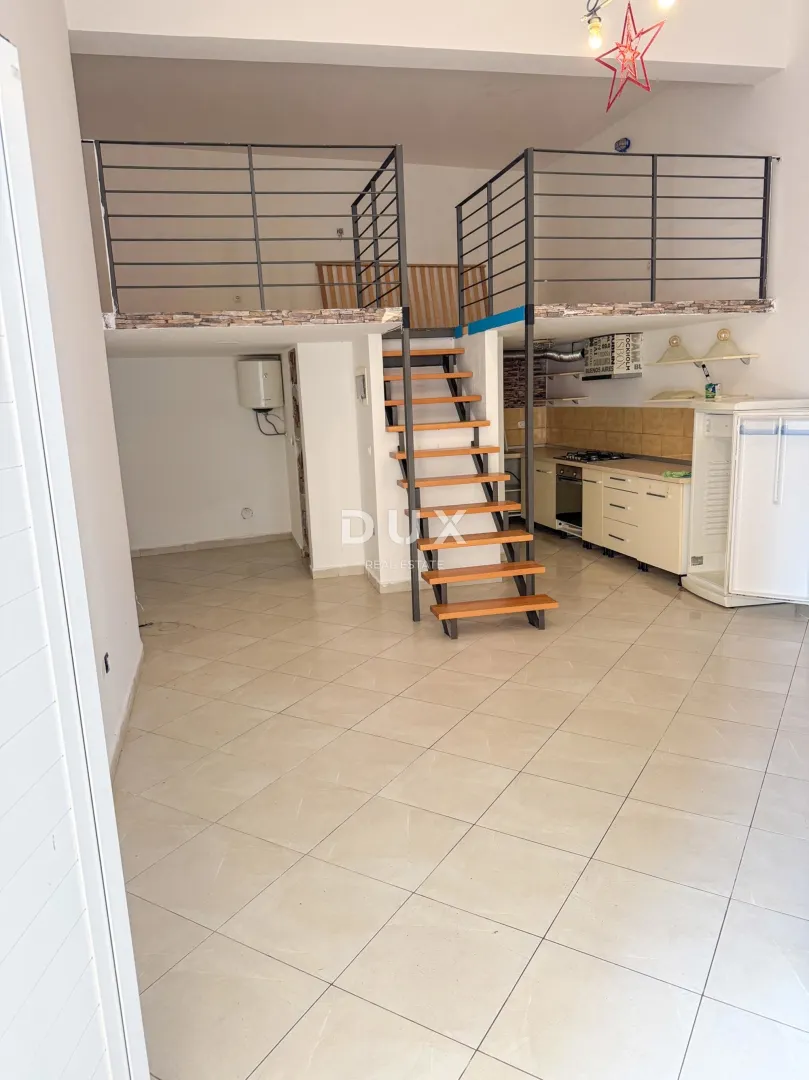 Poslovni Prostor - Labin, 38.18m2