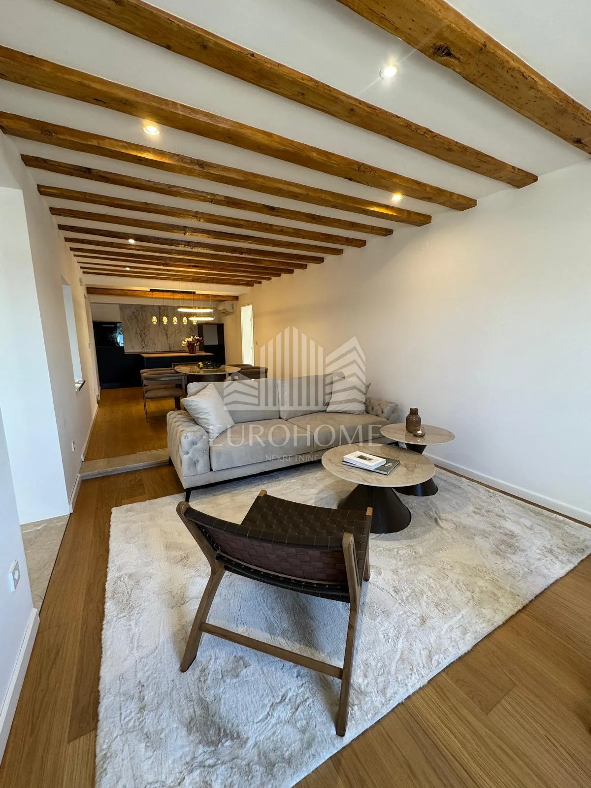 Stan - Šibenik, 150m2