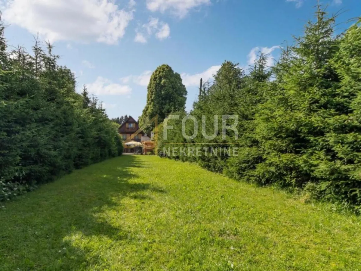Kuća - Mrkopalj, 450m2