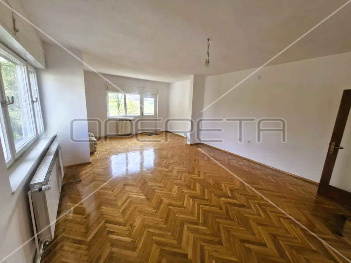 Kuća - Kraljevec na Sutli, Kraljevec na Sutli, Kraljevec na Sutli, 456.5m2