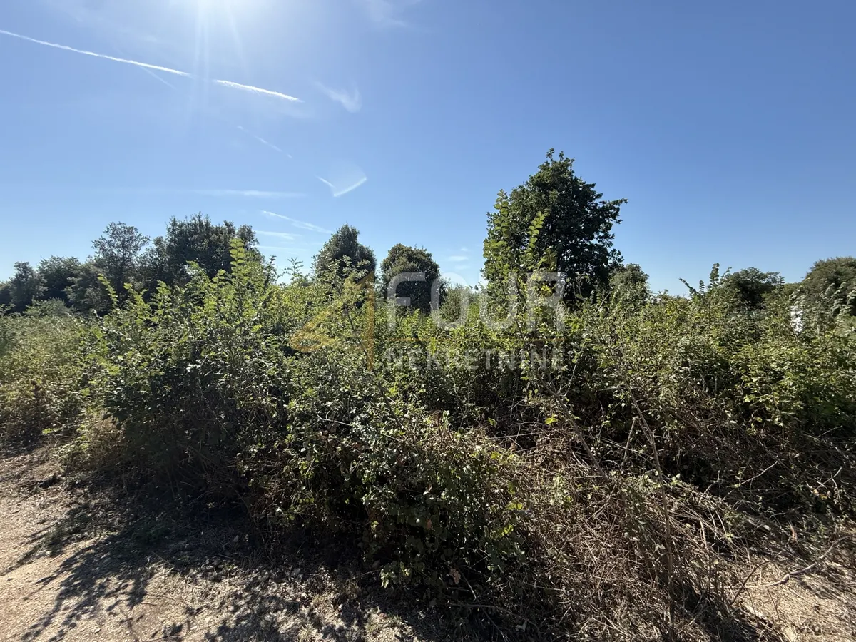Zemljište - Ližnjan, 500m2