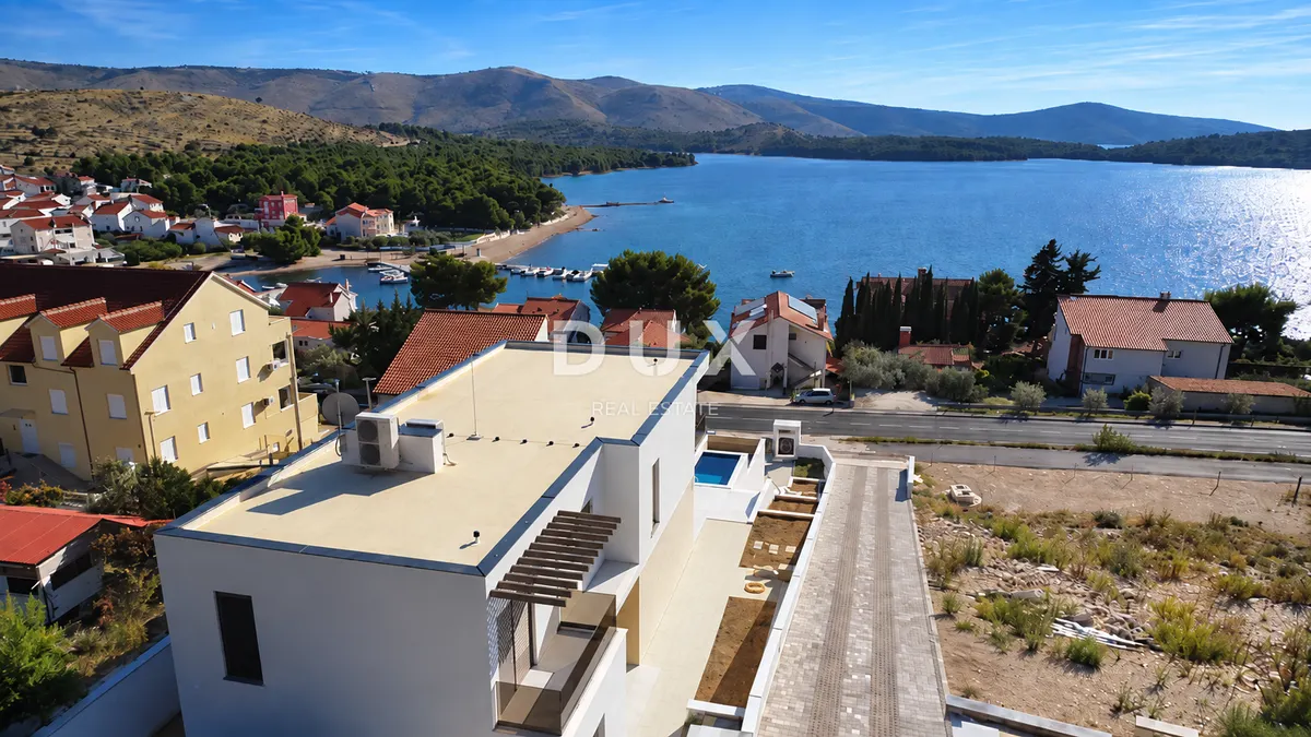 Kuća - Šibenik - Okolica, 191m2