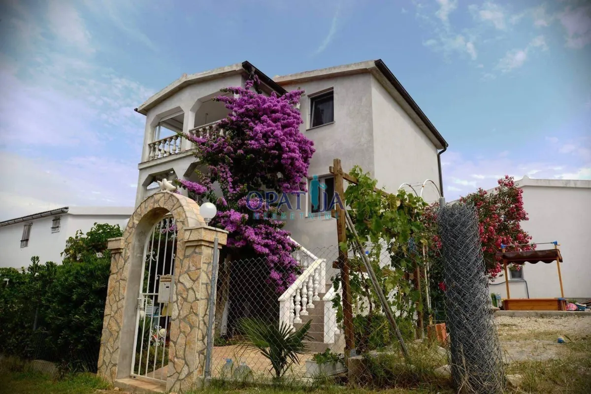 Kuća - Vir, 150m2