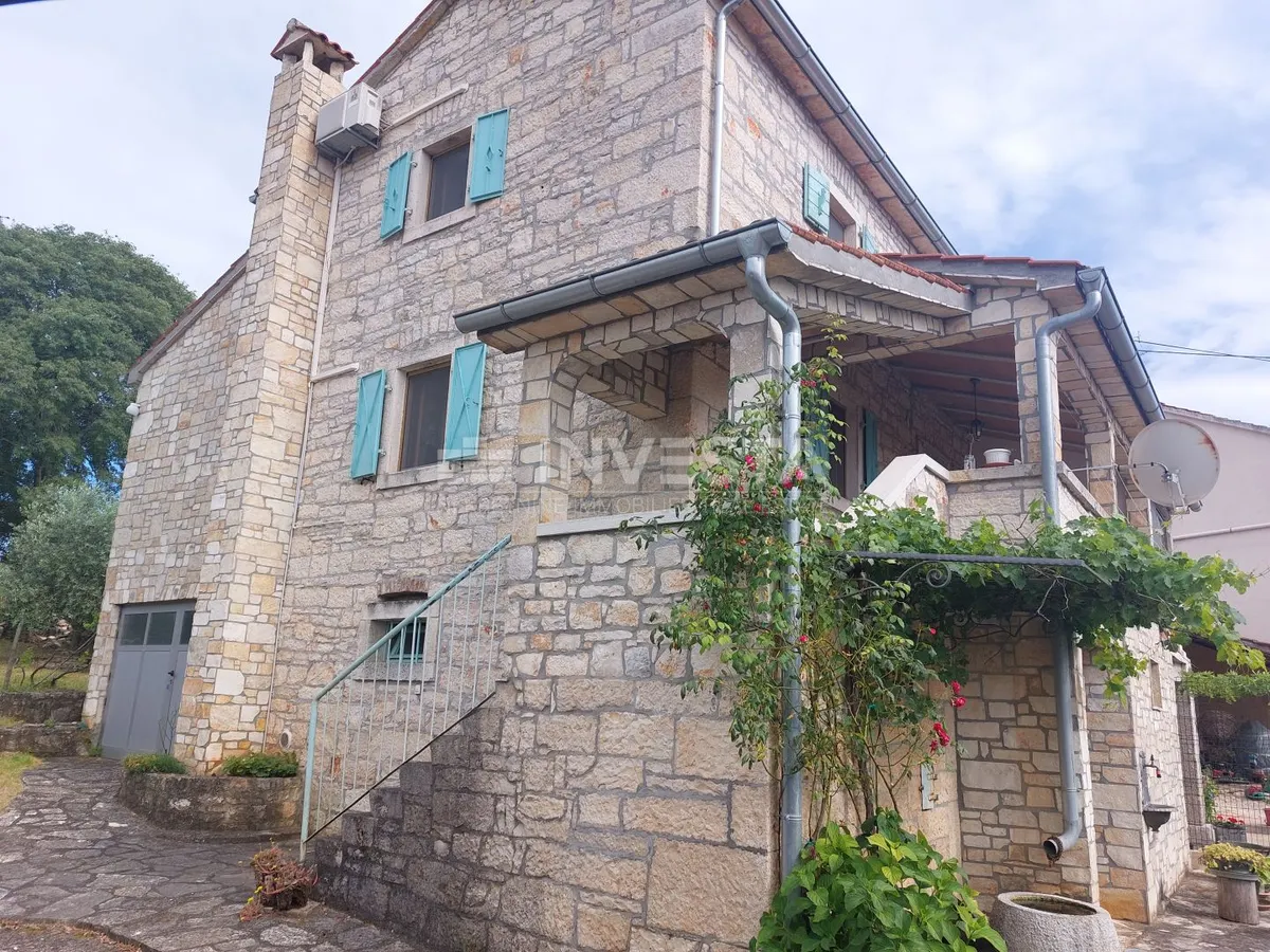 Kuća - Višnjan, 460m2